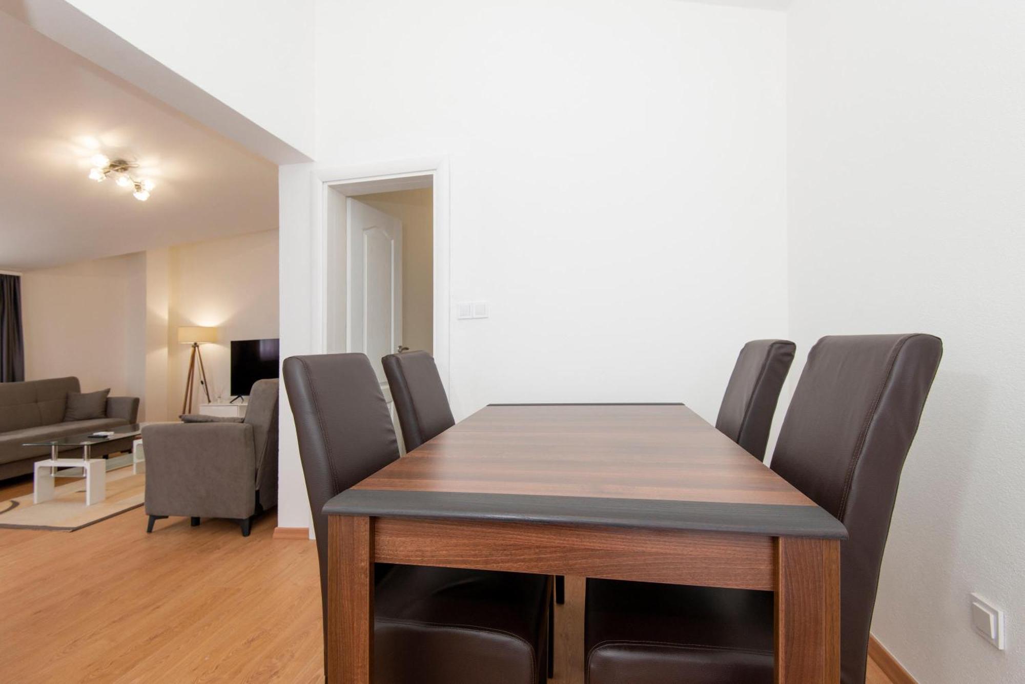 Hillside Vista Apartments Tivat Exterior foto