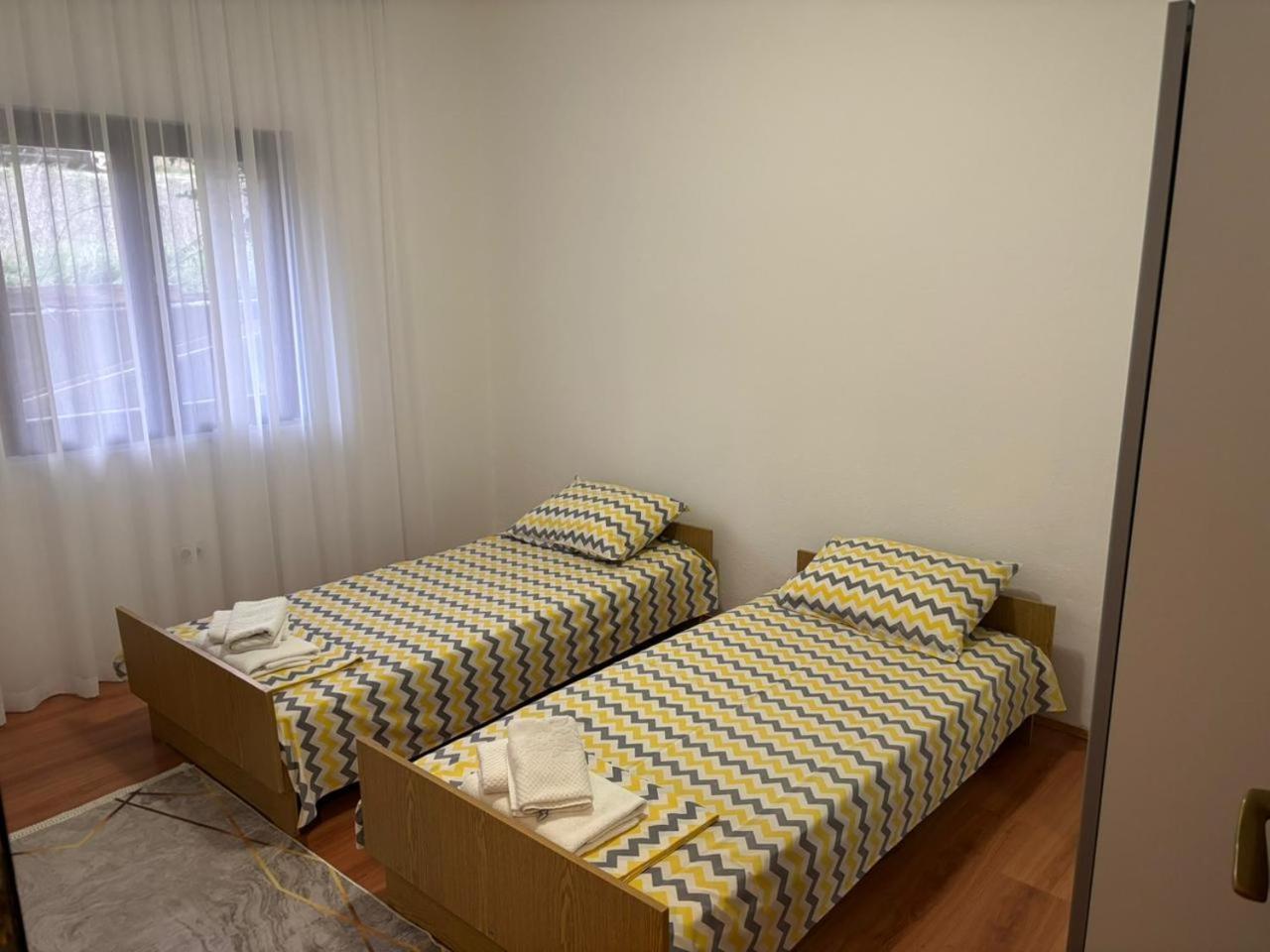Hillside Vista Apartments Tivat Exterior foto